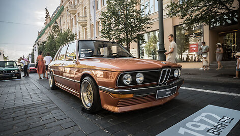 Vilniuje pristatytas atnaujintas septintos kartos BMW 5
