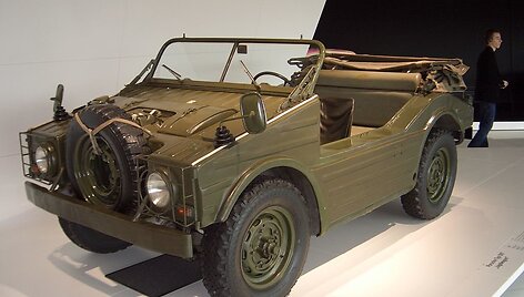 Porsche 597 buvo lengvas karinis visureigis &ndash; jis net neturėjo kieto stogo ar durelių. (Detectandpreserve, Wikimedia(CC BY-SA 3.0)