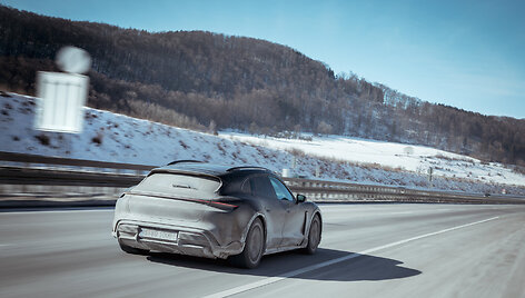 Porsche Taycan  Cross Turismo bandymai prie&scaron; premjerą