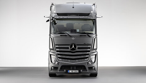 Konkurso &bdquo;Metų sunkvežimis&ldquo; dalyvis &bdquo;Mercedes-Benz Actros&ldquo;
