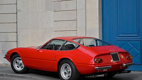 Ta ry&scaron;ki linija, braukianti per Daytona &scaron;oną, buvo nusižiūrėta nuo &scaron;altųjų ginklų. (Alexandre Pr&eacute;vot , Wikimedia(CC BY-SA 2.0)