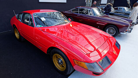 I&scaron; pradžių Ferrari Daytona neturėjo atsimerkiančių žibintų &ndash; jie buvo pasirinkti dėl keistų JAV reikalavimų automobiliams. (Thesupermat, Wikimedia(CC BY-SA 4.0)