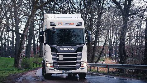 Dujomis varomas vilkikas „Scania R 410 LNG“