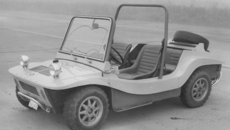 Škoda 736 prototipas. Šis automobilis nebuvo visiška Volkswagen bagio kopija, bet įkvėpimas atkeliavo iš jo. (Gamintojo nuotrauka)