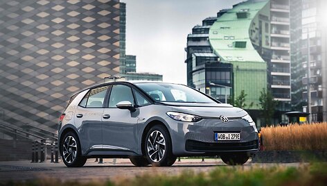 Kas nugalės elektromobilių lenktynėse