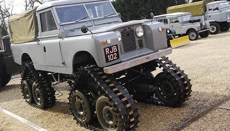 Land Rover Cuthbertson galėjo važinėti ir keliais, bet buvo labai lėtas ir nepatogus. (Gamintojo nuotrauka)