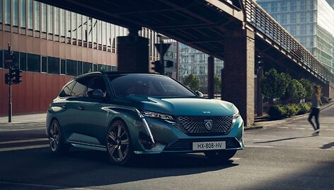 &bdquo;Peugeot&ldquo; pristatė universalą 308 SW