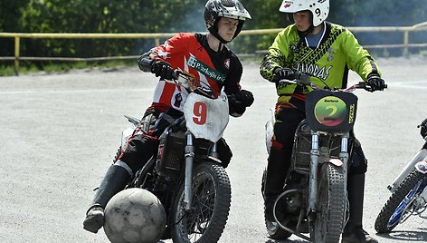 Motobolas: Kretingos motobolo klubo antroji komanda ir Skuodo „Bartuva“