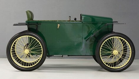 Slaby-Beringer svėrė vos 180 kg &ndash; į &scaron;į svorį įeina ir 24 V baterija. (Audi nuotrauka)