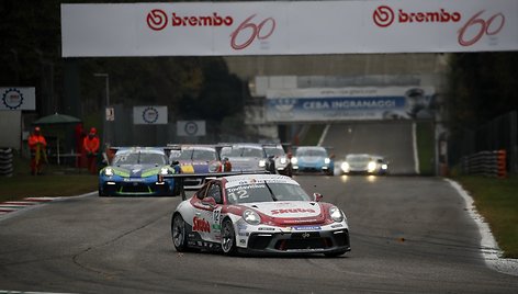 Džiugas Tovilavičius baigė „Porsche  Carrera Cup“ sezoną