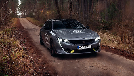  „508 Peugeot Sport Engineered“ tapo Kauno metų automobiliu