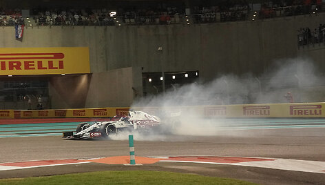 Kimis Raikkonenas Abu Dabyje atsisveikino su Formule 1 