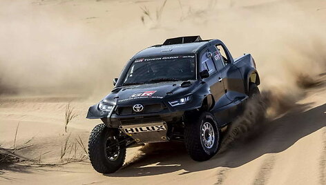 Dakaro Toyota Hilux T1+