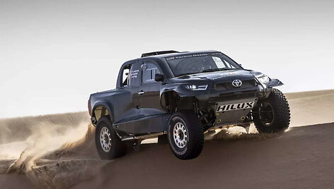 Dakaro Toyota Hilux T1+