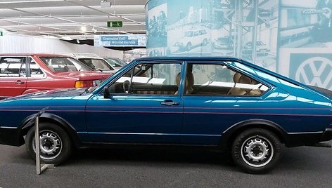 Volkswagen Passat GTI buvo sukurtas dvidurio automobilio pagrindu. (Stiftung AutoMuseum Volkswagen nuotrauka)