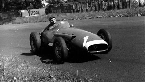 &bdquo;Maserati&rdquo; 250F vairuojamas Juano Manuelio Fangio 1957 m