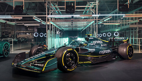 Aston Martin Formulės 1 automobilis (2022 m.)
