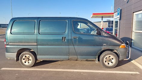 Kimmo „Toyota Hiace“, skirta Ukrainos gynėjams