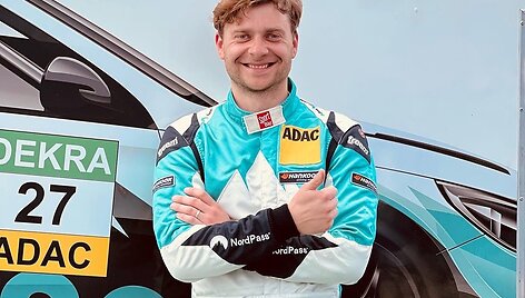 Jonas Karklys  Vokietijos &bdquo;ADAC TCR Germany&ldquo; lenktynėse Austrijoje patyrė gedimą