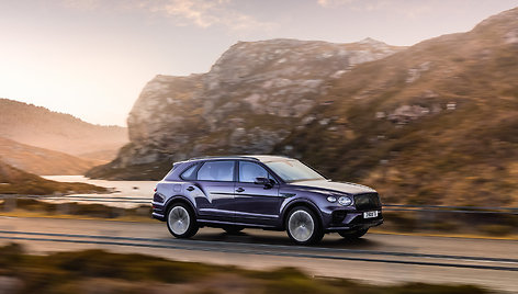 „Bentley Bentayga EWB“ už įprastą modelį yra 180 mm ilgesnis