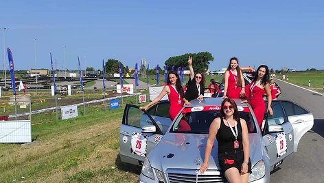 Moteris dalyvauti jų pamėgtame 108 km ralyje skatina vyrai