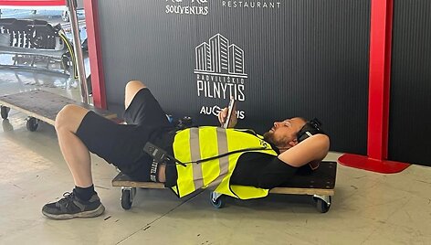Nematoma 24 val. lenktynių pusė Algarvėje, Portugalijoje: Gera Dovana RD Signs &Scaron;iauliai komandos gyvenimas