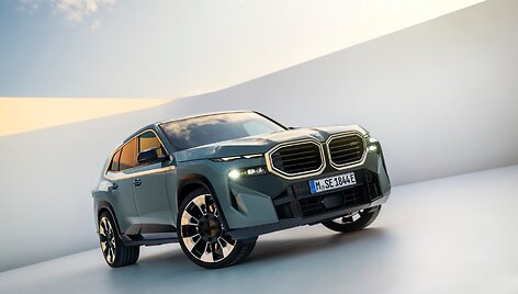 BMW XM