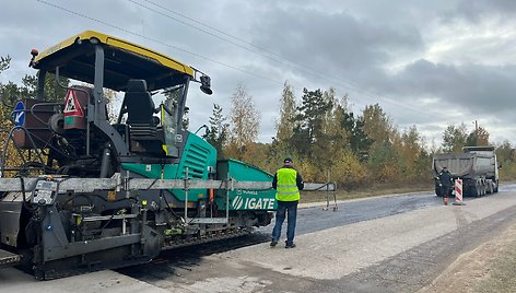 Iš naudotų padangų adaptuotas kelio dangos mišinys