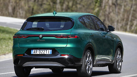 Konkursas &bdquo;Lietuvos metų automobilis 2023 m.&ldquo;, pretendentas Alfa Romeo Tonale
