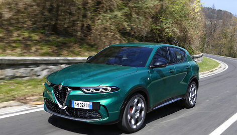 Konkursas &bdquo;Lietuvos metų automobilis 2023 m.&ldquo;, pretendentas Alfa Romeo Tonale