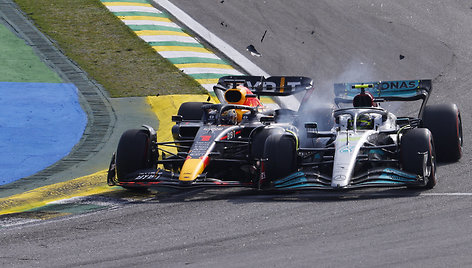 Avarijos ir susidūrimai Formulės 1 Brazilijos GP, M.Verstappenas ir L.Hamiltonas