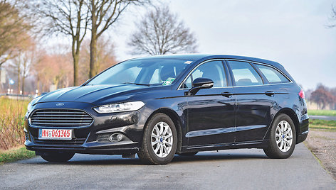 Nuo 2014-ųjų Ford Fusion Europoje pradedamas pardavinėti kaip Mondeo. Kelne, kompanijos „Ford“ buveinėje Senajame žemyne, apie šio modelio surinkimo ir medžiagų kokybę buvo diskutuojama ne kartą.