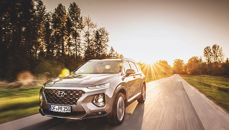 Ilgalaikis „Auto Bild“ krosoverio „Hyundai Santa Fe“ testas