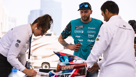 „Abu Dhabi Desert Challenge“, CFMOTO THUNDER RACING TEAM pasirengimas