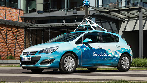 „Google Street View“ automobiliai
