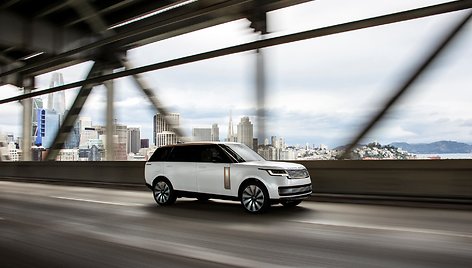 Range Rover (Bendrovės nuotr.)