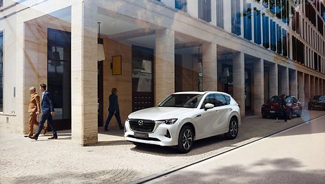 Iš tinklo įkraunamas hibridas Mazda CX-60 (Gamintojo nuotr.)