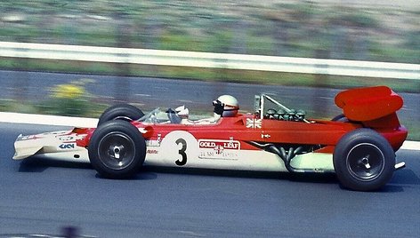 Mario Andretti vairuoja Lotus 63. (Lothar Spurzem, Wikimedia(CC BY-SA 2.0)