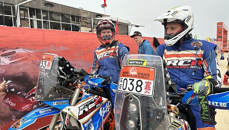 Penktoji &bdquo;Taklimakan rally&ldquo; diena, Arūnas Gelažninkas