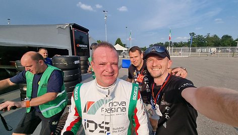 Monzos 12h lenktynėse startuoja ir buvęs F1 pilotas Rubensas Barrichello