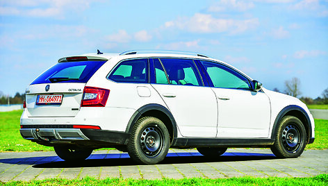 Auto Bild testas: naudota &Scaron;koda Octavia Scout