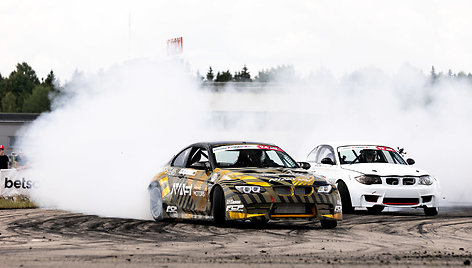 BMW ir „Mercedes-Benz“ tapo vienu kūnu ir praėjusiose „BetSafe Drift Camp #3“ Pro lygos varžybose