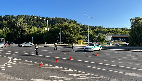 Eismas Vilniuje liepos 12 d.: vienur spūstys, kitur &ndash; tu&scaron;čios gatvės