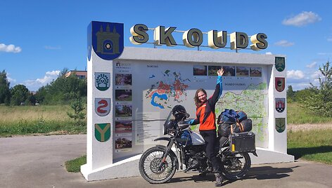 Aldonos Juozaitytės kelionė motociklu