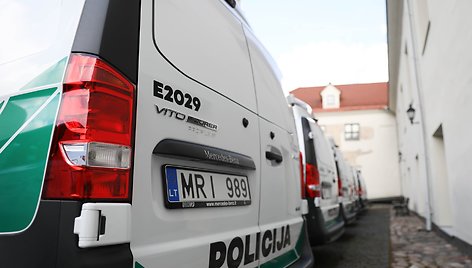 Lietuvos policija įsigijo Įsigijo 19 naujų reagavimo mikroautobusų „Mercedes-Benz Vito“