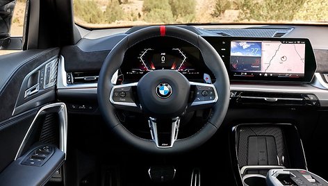 Naujasis BMW X2