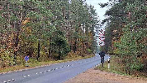 Eismo apribojimai prie Kairėnų kapinių Vilniuje