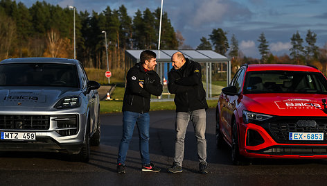 Sportiškų automobilių testas „Metų automobilio“ konkurse: elektrinė „Audi“ prieš benzininį „Porsche“