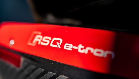 Atnaujintas Dakaro &bdquo;Audi RS Q e-tron&ldquo; (2024)