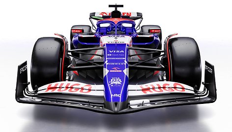 „Red Bull“ dukterinės F1 komandos „Visa Cash App“ bolidas